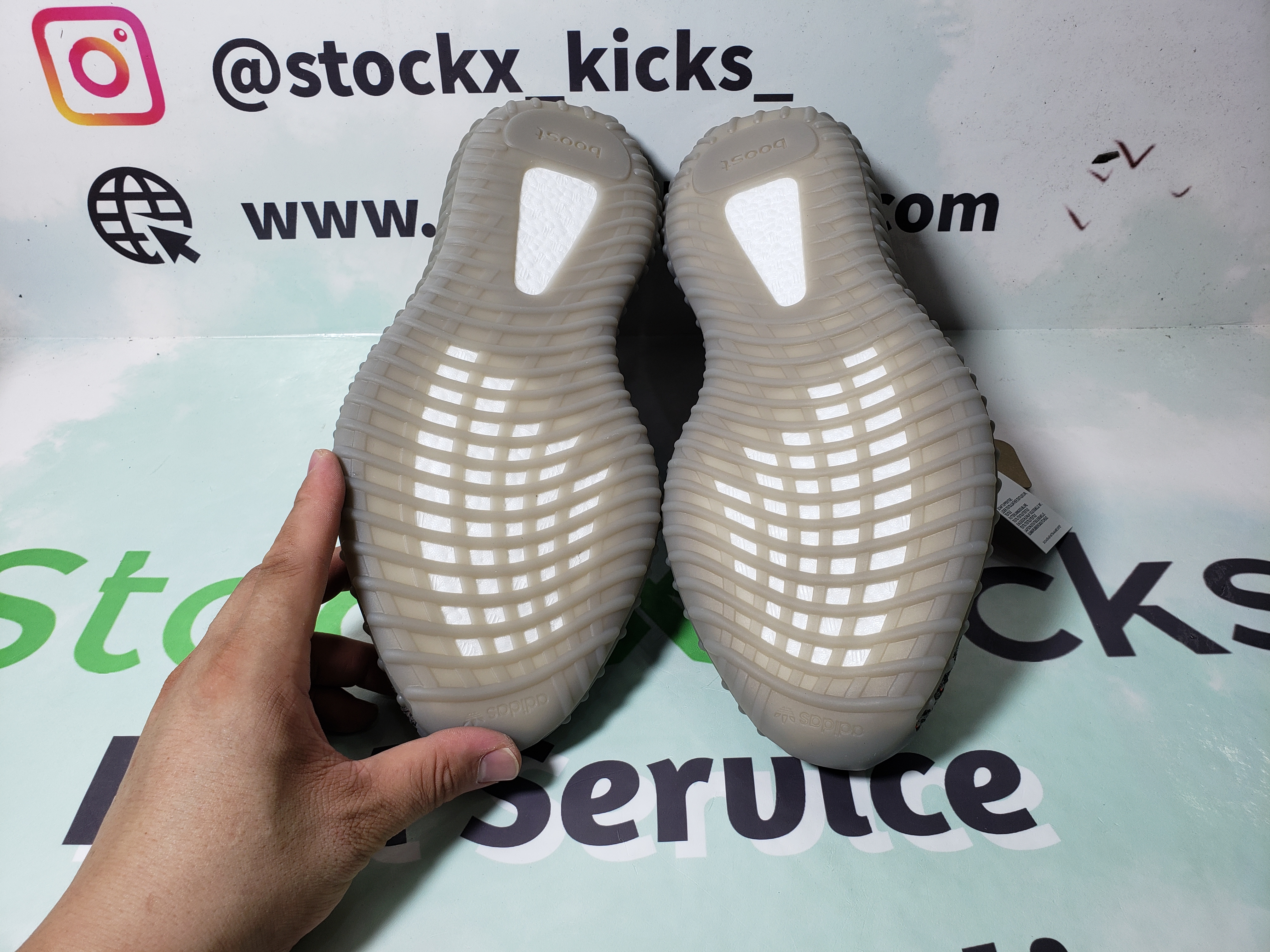 PK God Batch adidas Yeezy Boost 350 V2 Beluga Reflective GW1229 review stockxkicks 05