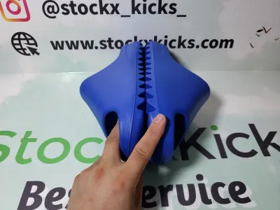 PK God Batch adidas Yeezy Slide Azure ID4133 review stockxkicks 03