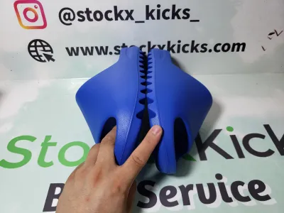 PK God Batch adidas Yeezy Slide Azure ID4133 review stockxkicks 04