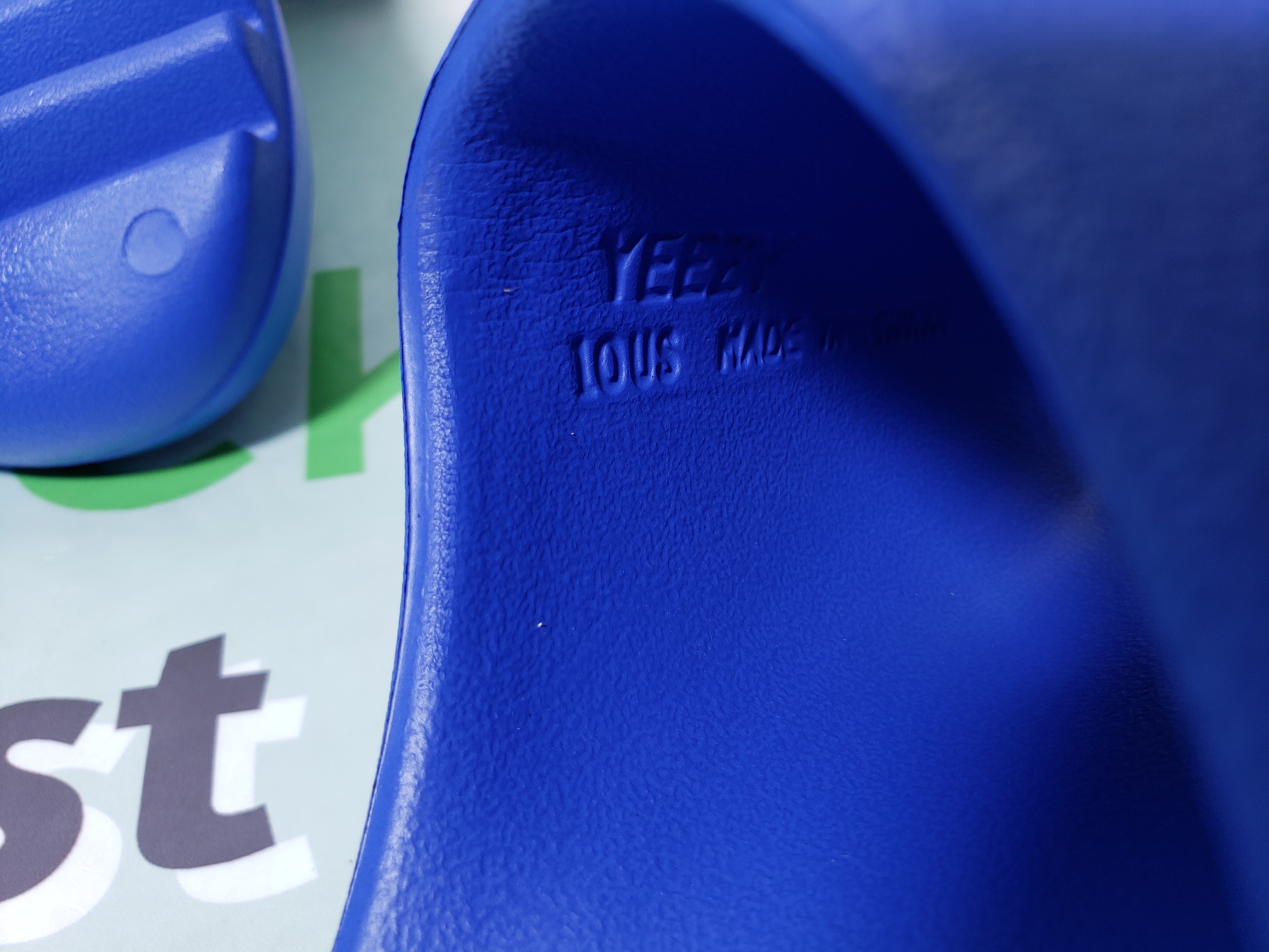 PK God Batch adidas Yeezy Slide Azure ID4133 review stockxkicks 05