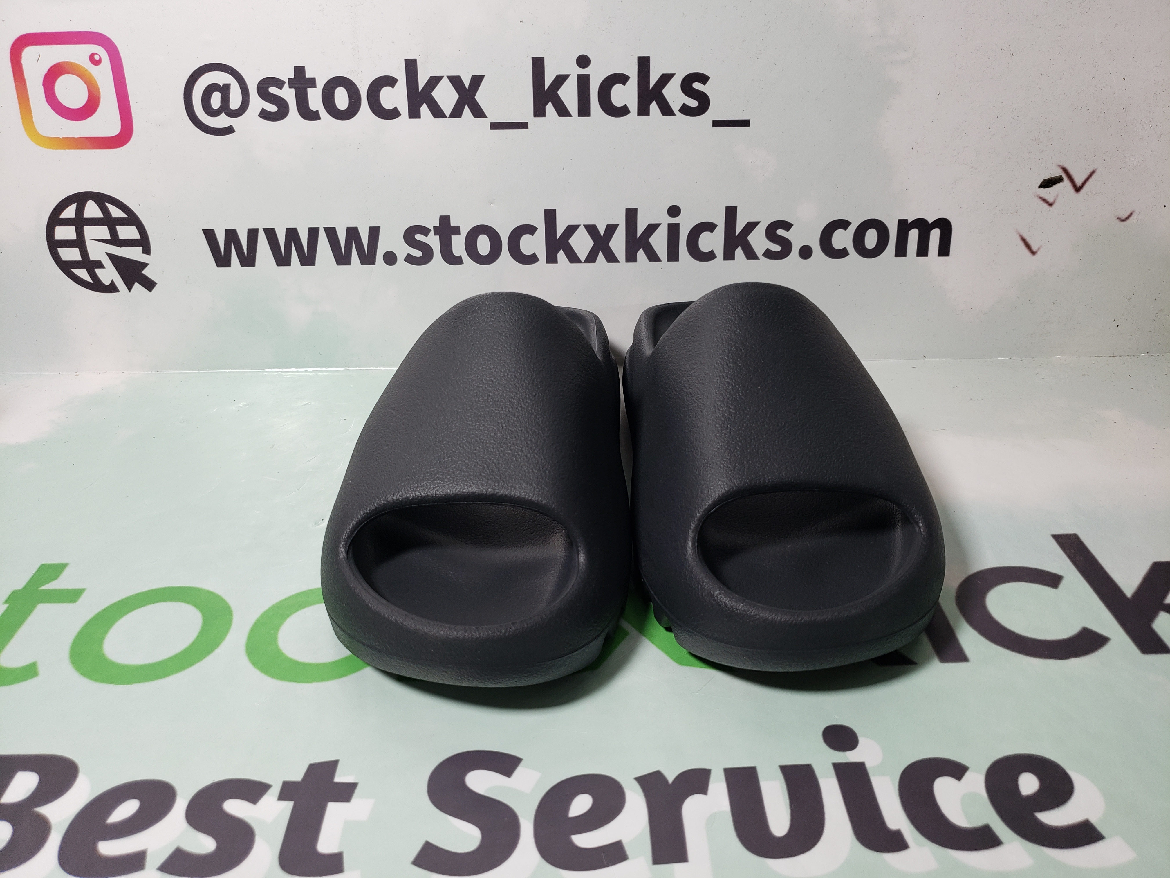 PK God Batch adidas Yeezy Slide Onyx HQ6448 review stockxkicks 02