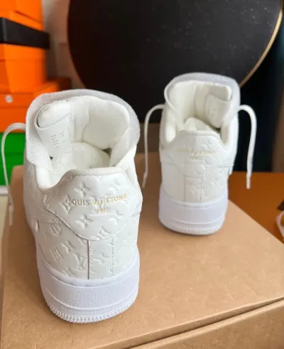 PK God Batch Louis Vuitton x Nike Air Force 1 Triple White LK0221 review Jeff 01