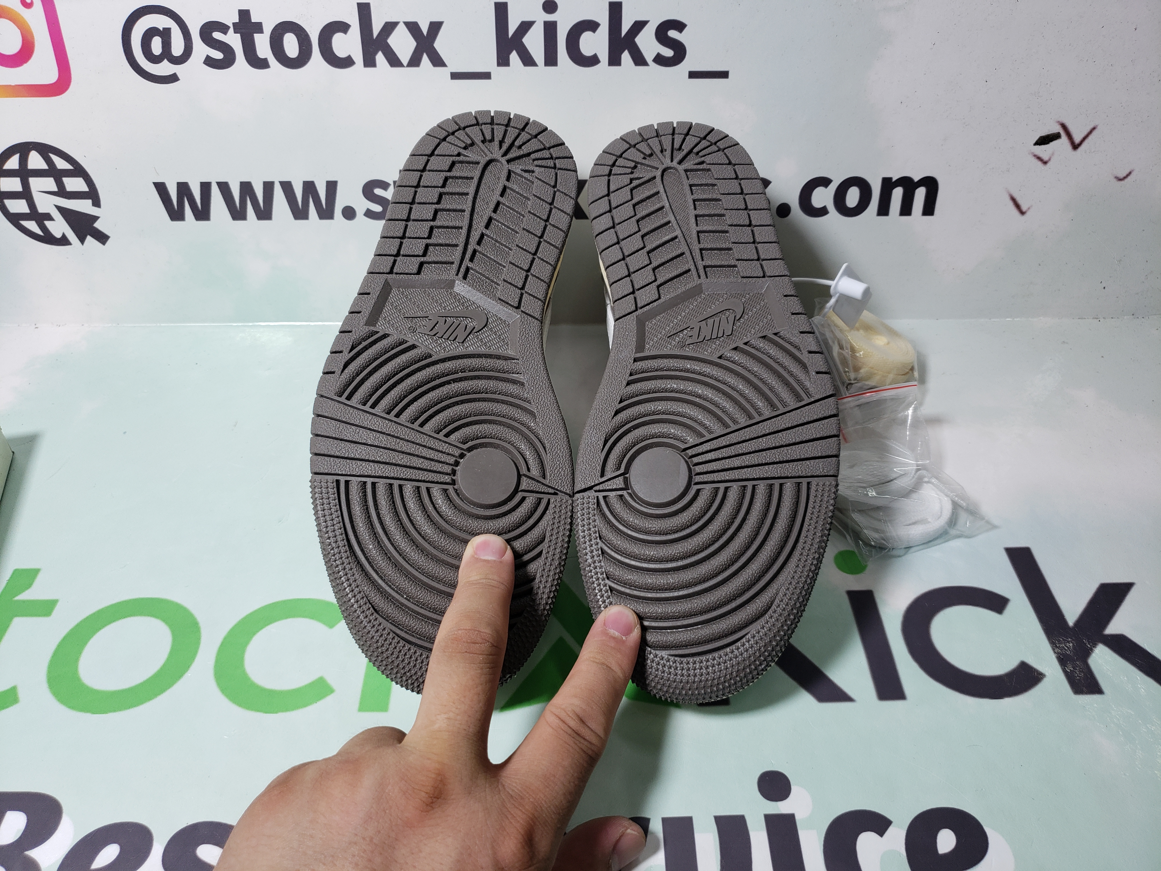 [Sale] Air Jordan 1 Retro Low OG SP Travis Scott Reverse Mocha DM7866-162 review stockxkicks 04