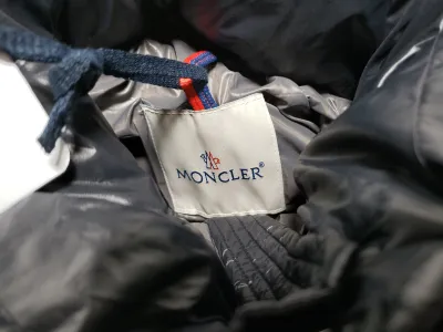(NFC) Moncler Puffer Jacket Black H29541A1252068950（for men） review Jams 00
