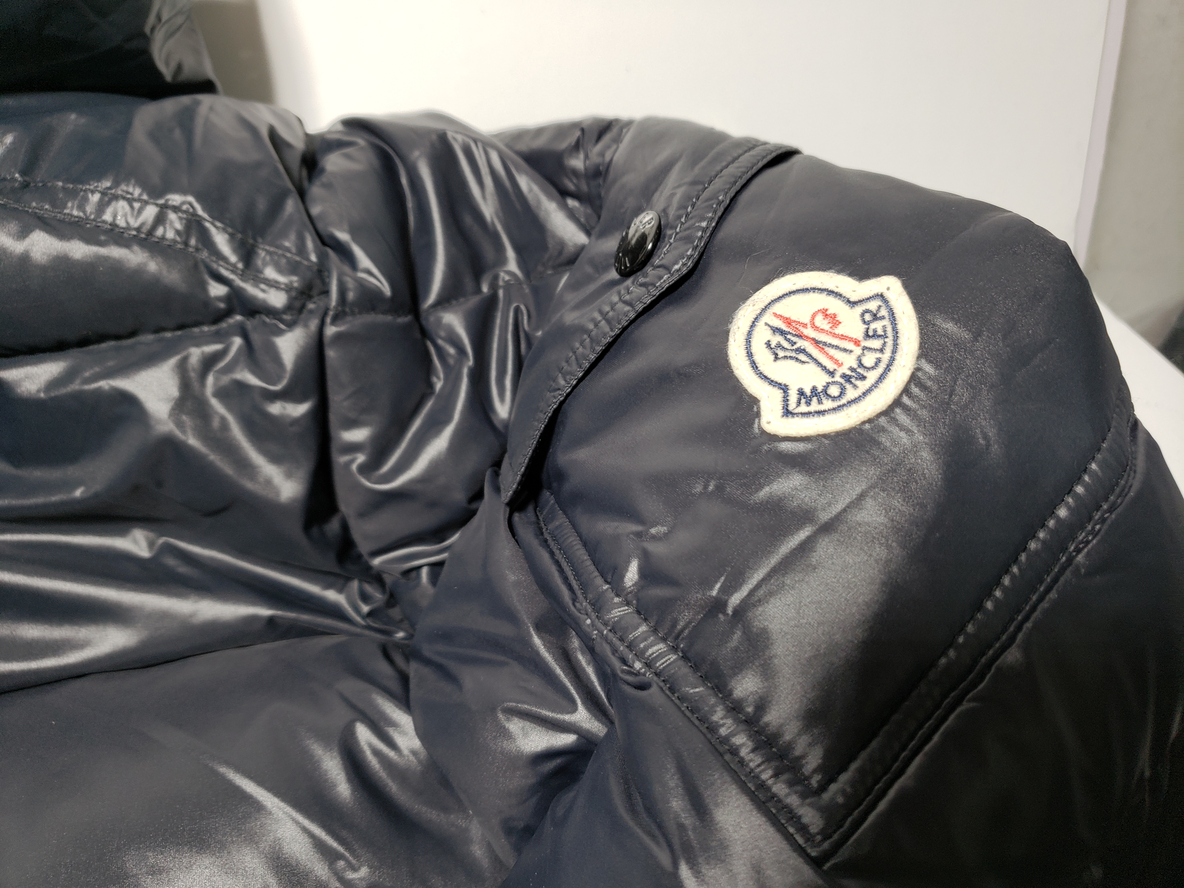 (NFC) Moncler Puffer Jacket Black H29541A1252068950（for men） review Jams 01