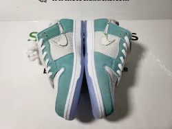 PK God Batch Nike SB Dunk Low April Skateboards FD2562-400 review Huni 02