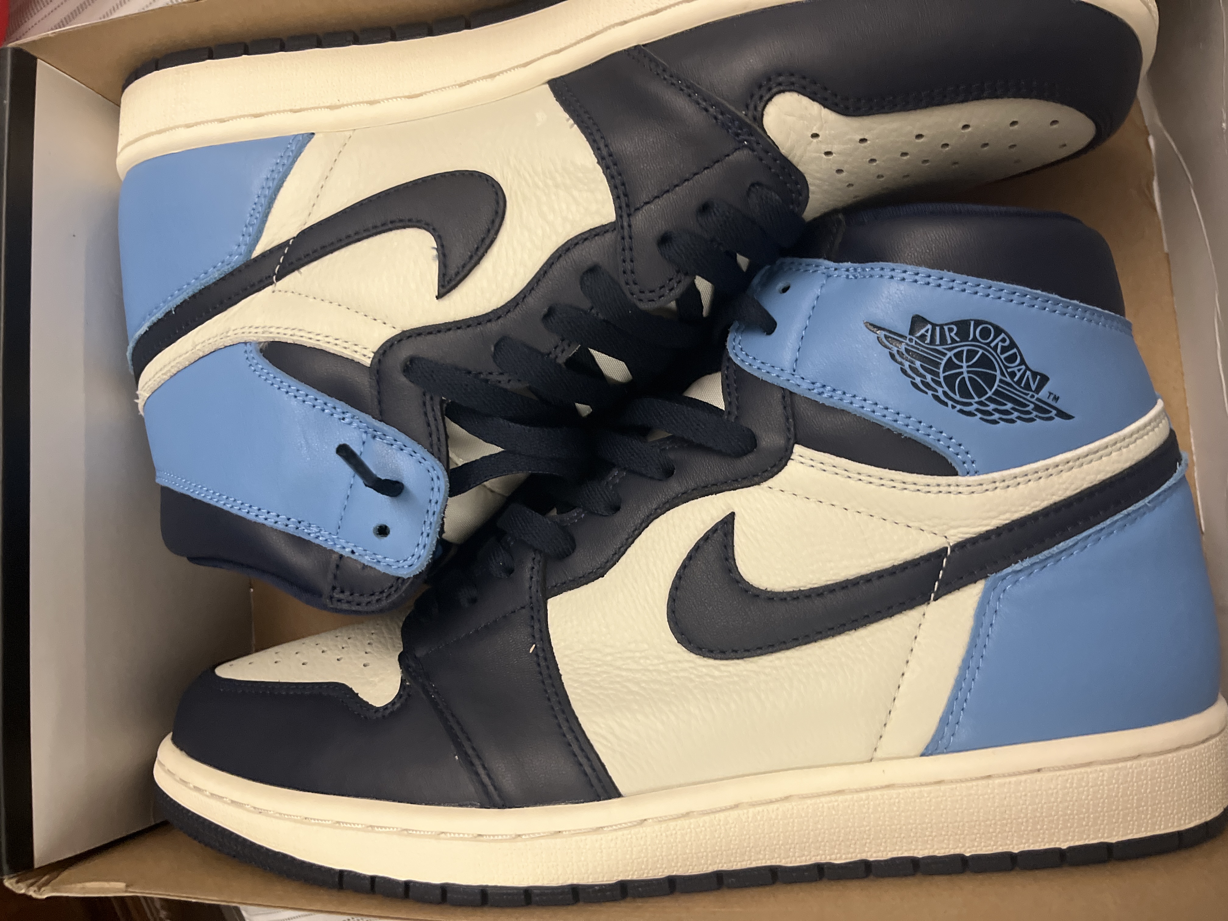 H12 Batch Air Jordan 1 Retro High Obsidian UNC 555088-140 review Charles fontenot