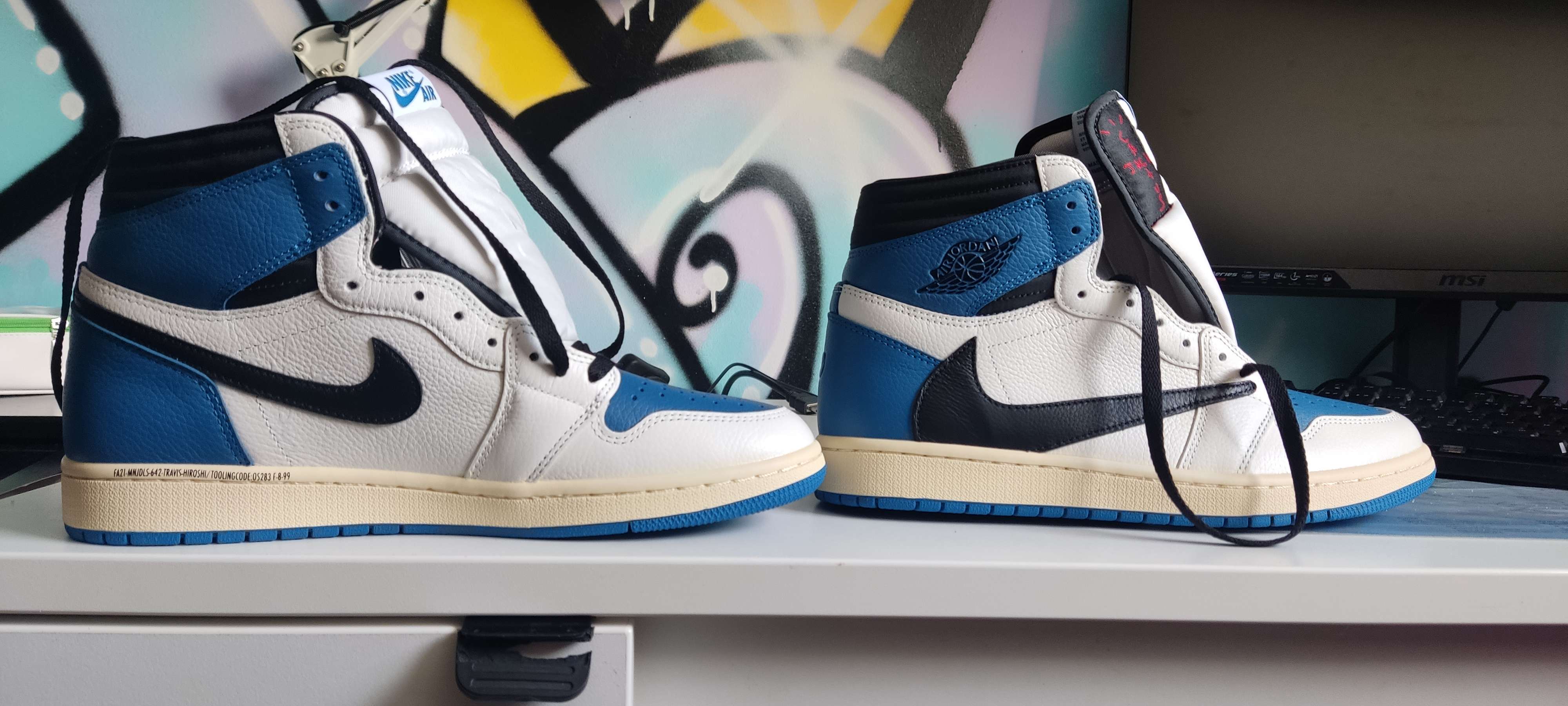 LJR Batch  Air Jordan 1 High OG SP Fragment x Travis Scott DH3227-105 review Maciej Koniarski 00