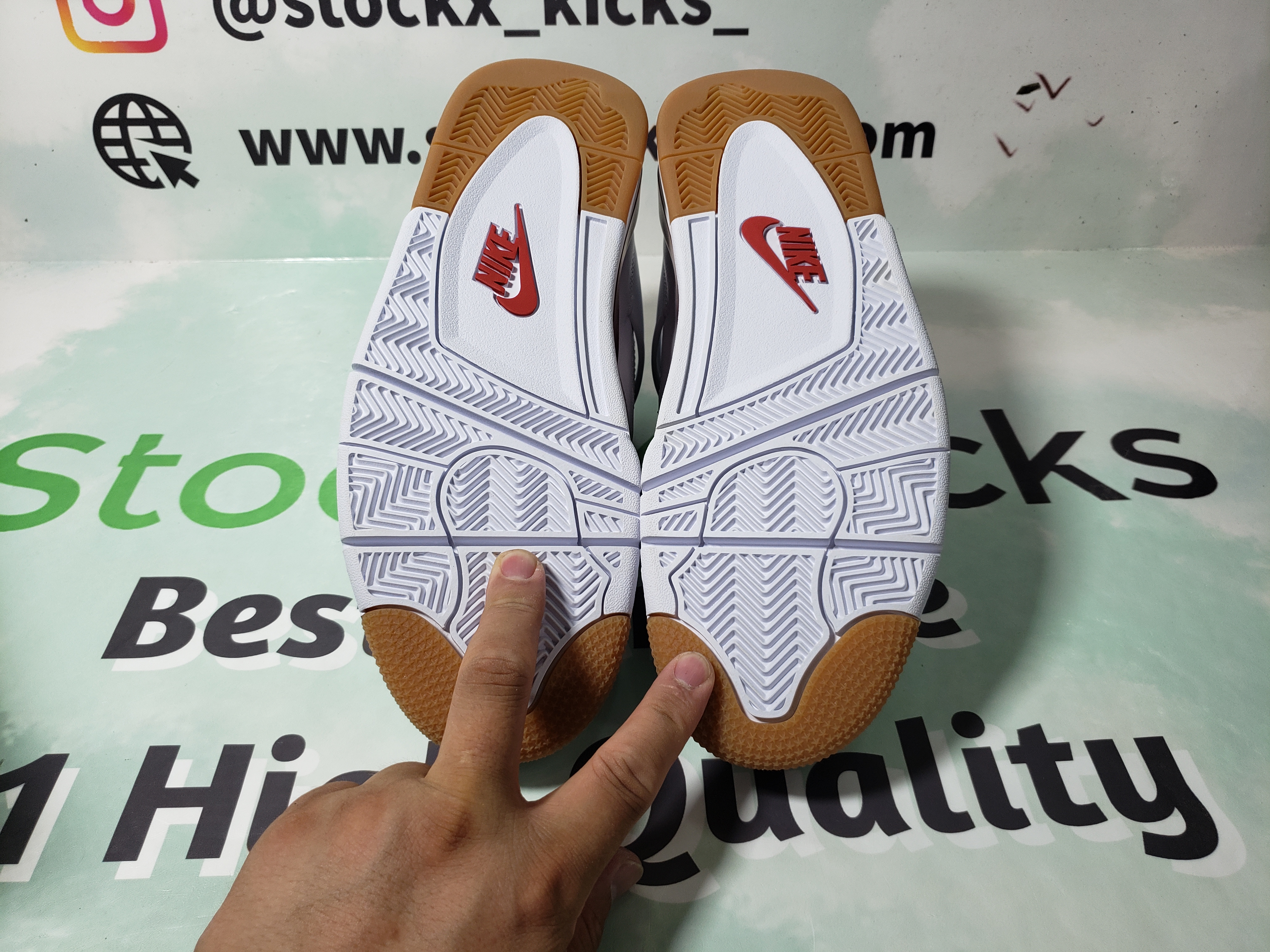 Pk God Batch Nike SB x Air Jordan 4 White Red DR5415-160 review stockxkicks 04