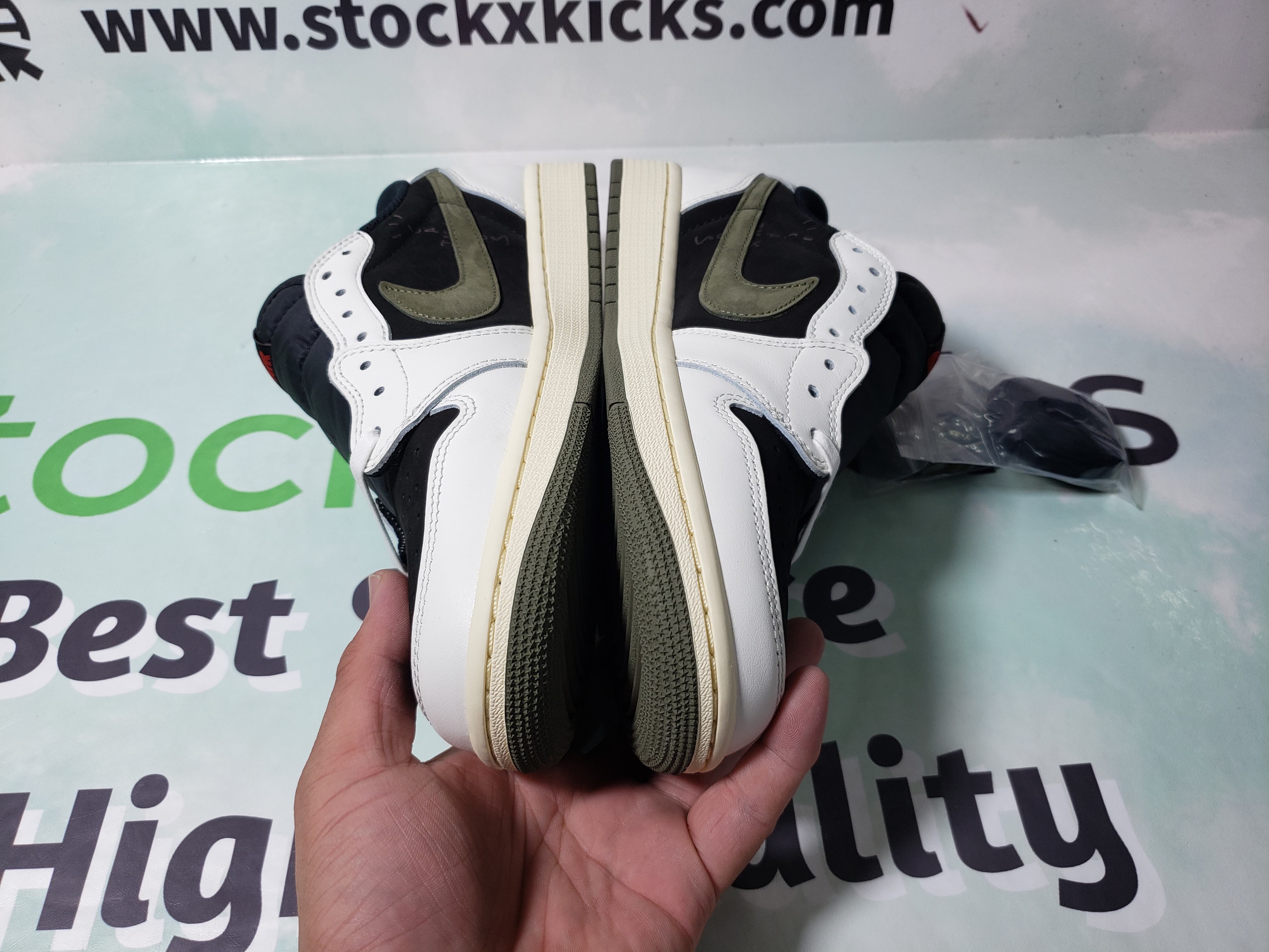 PK God Batch Air Jordan 1 Retro Low OG SP Travis Scott Olive (W) DZ4137-106 review stockxkicks 02