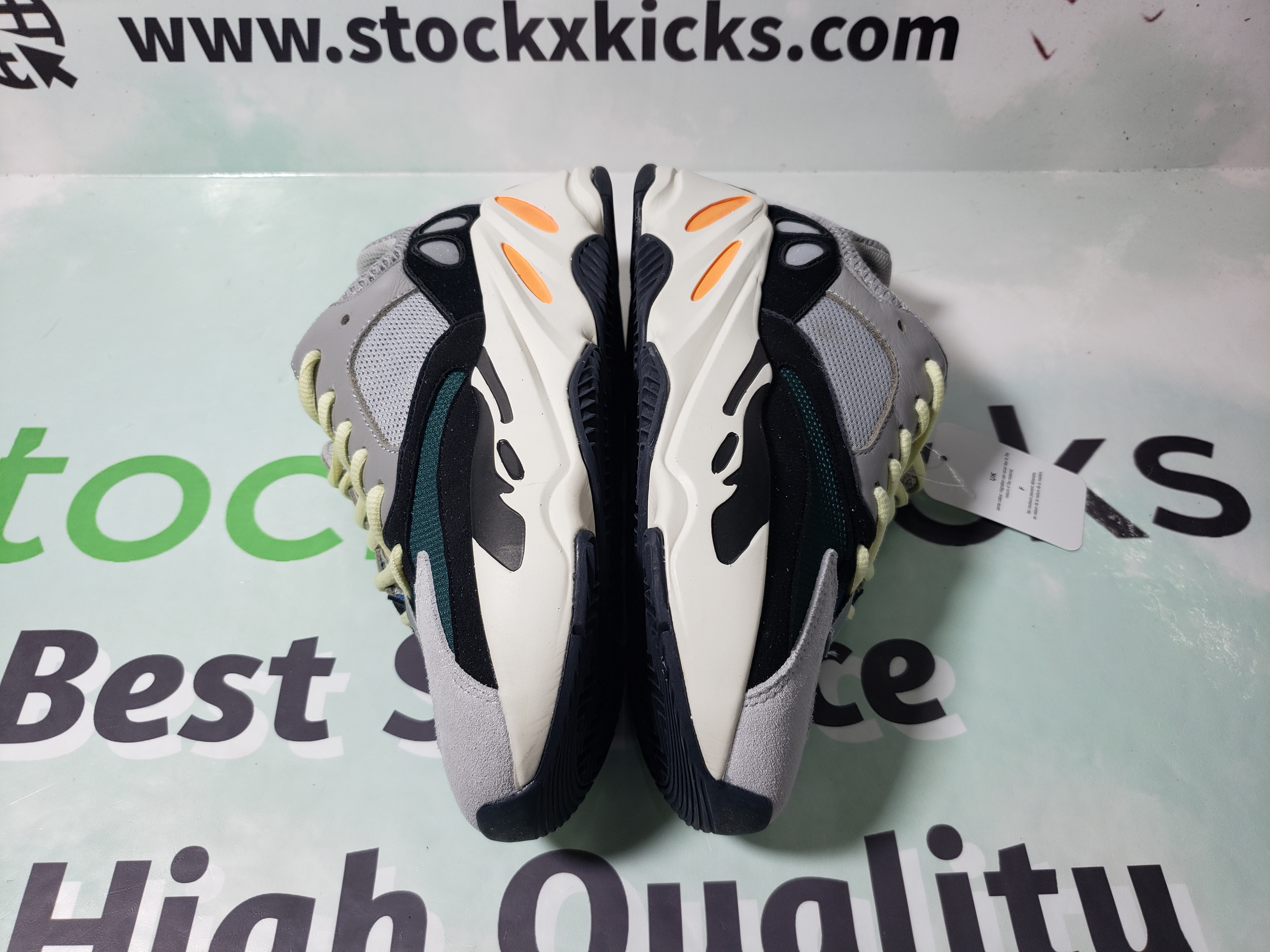 LJR Batch adidas Yeezy Boost 700 Wave Runner Solid Grey B75571 review stockxkicks 03