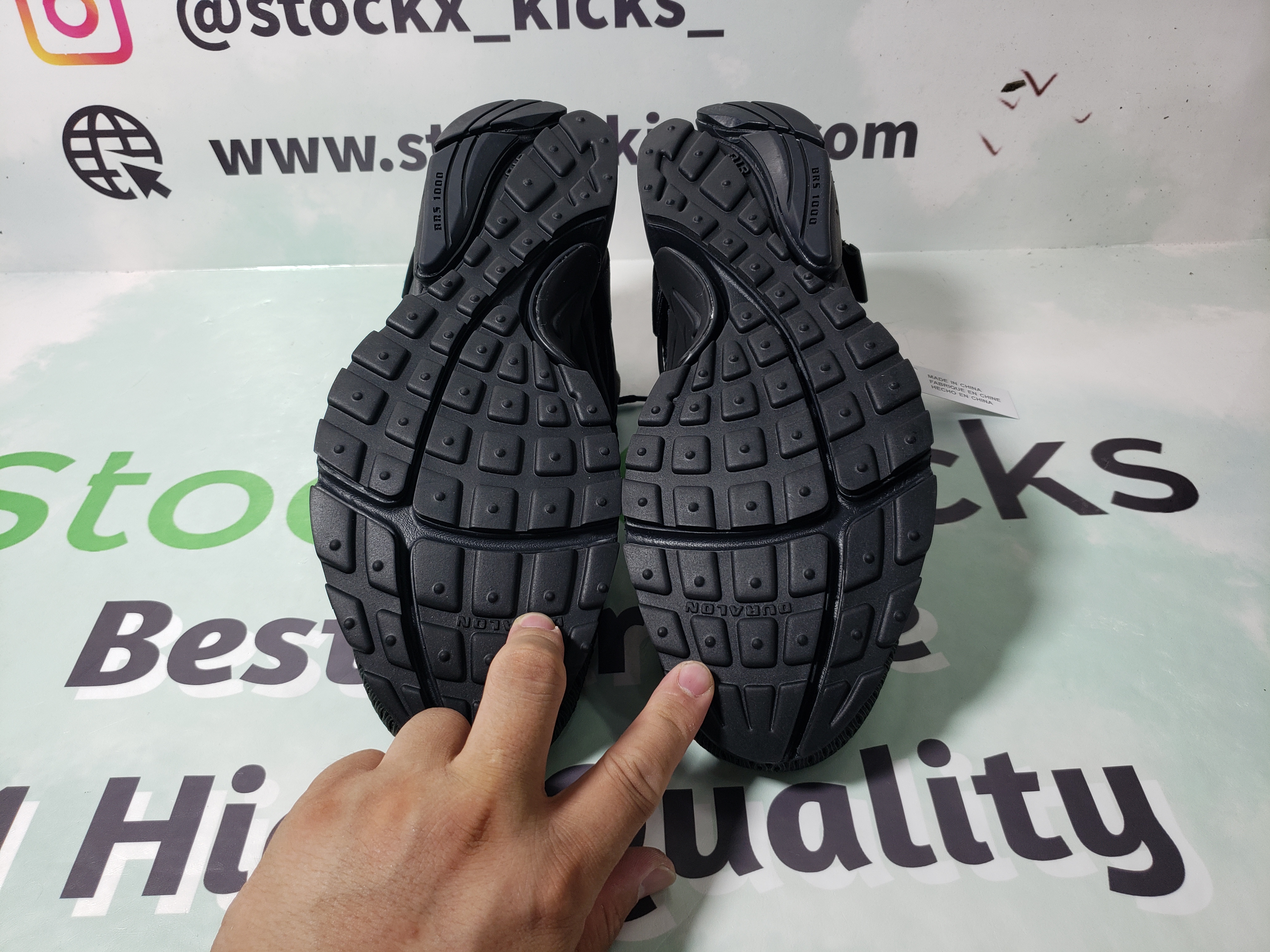 OFF-WHITE x Nike Air Presto Black AA3830-002 review stockxkicks 04