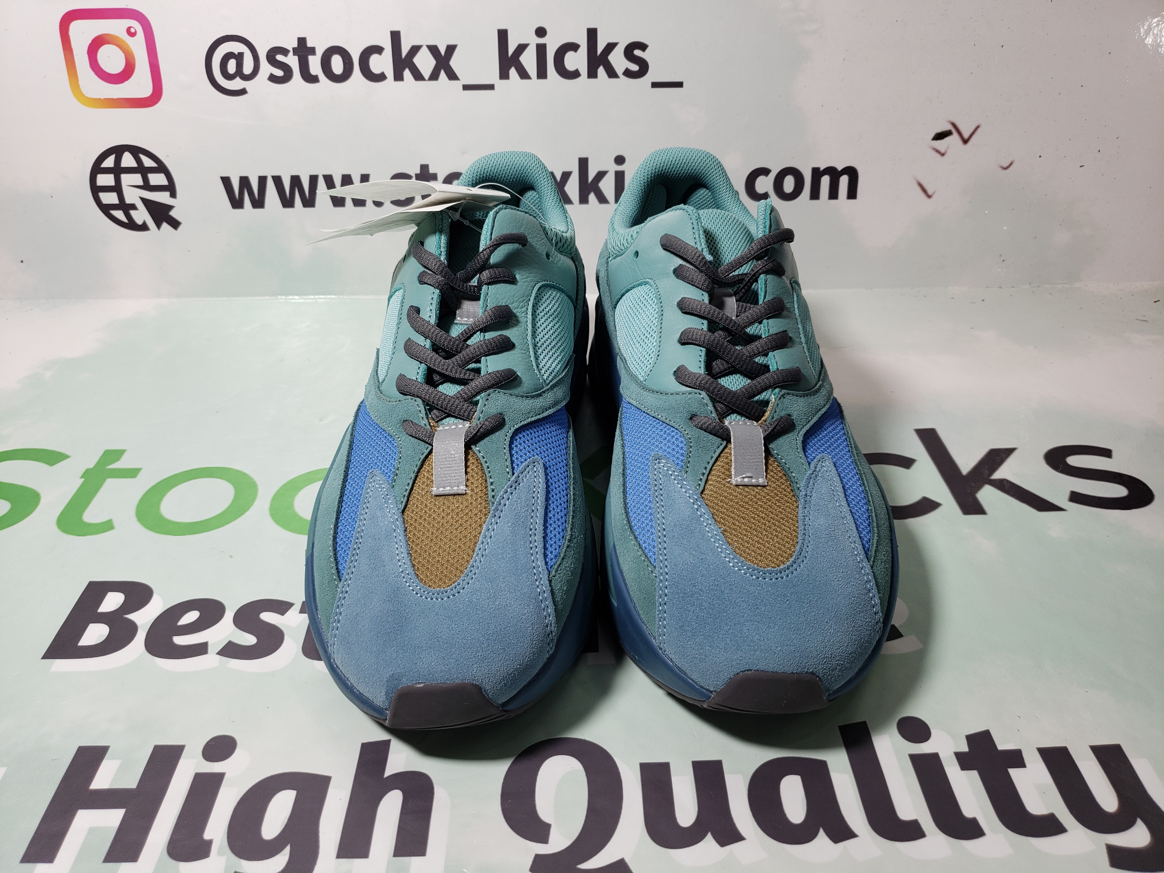 LJR Batch adidas Yeezy Boost 700 Faded Azure GZ2002 review stockxkicks 01