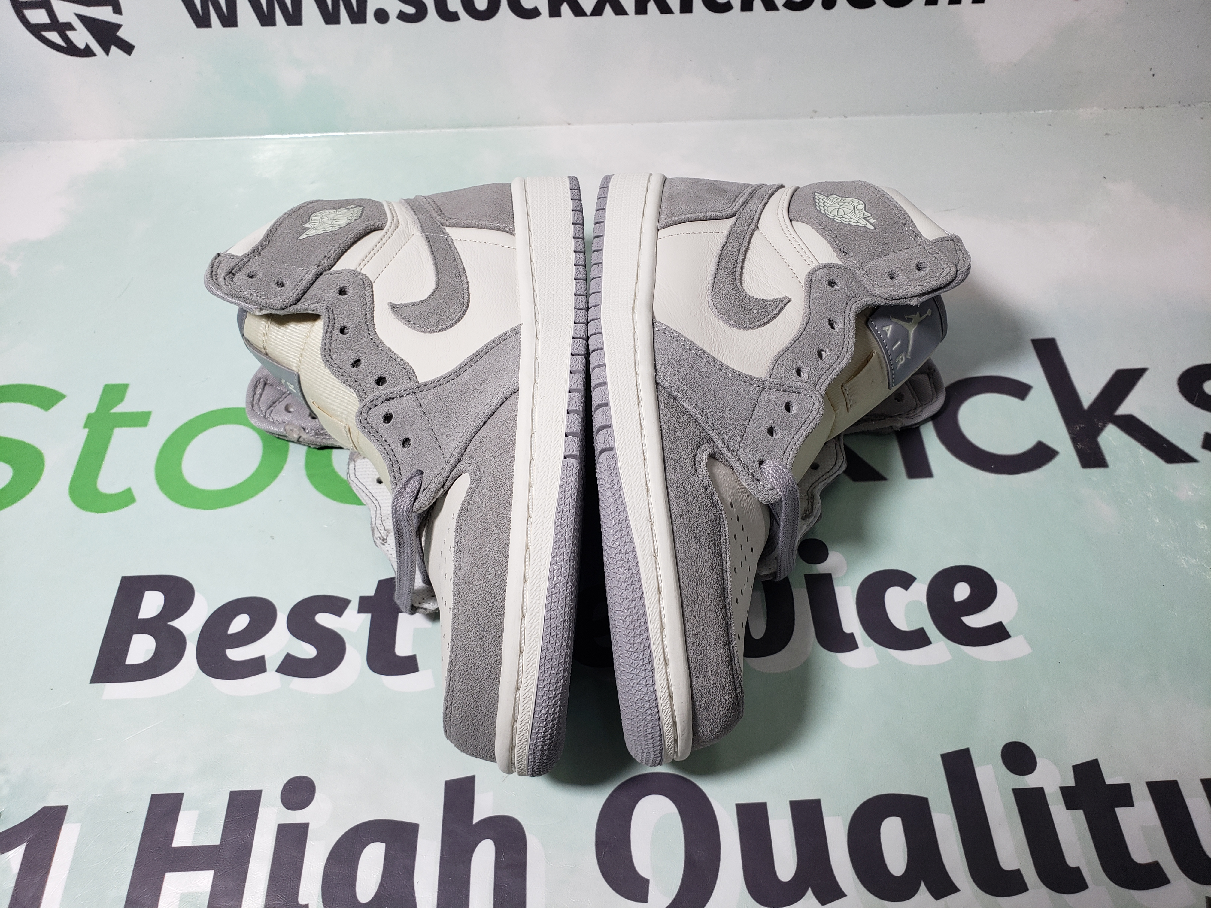 LJR Batch Jordan 1 Retro HighPale Ivory (W) AH7389-101 review stockxkicks 03