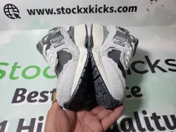 New Balance 2002R Cloud As M2002RDA review stockxkicks 03