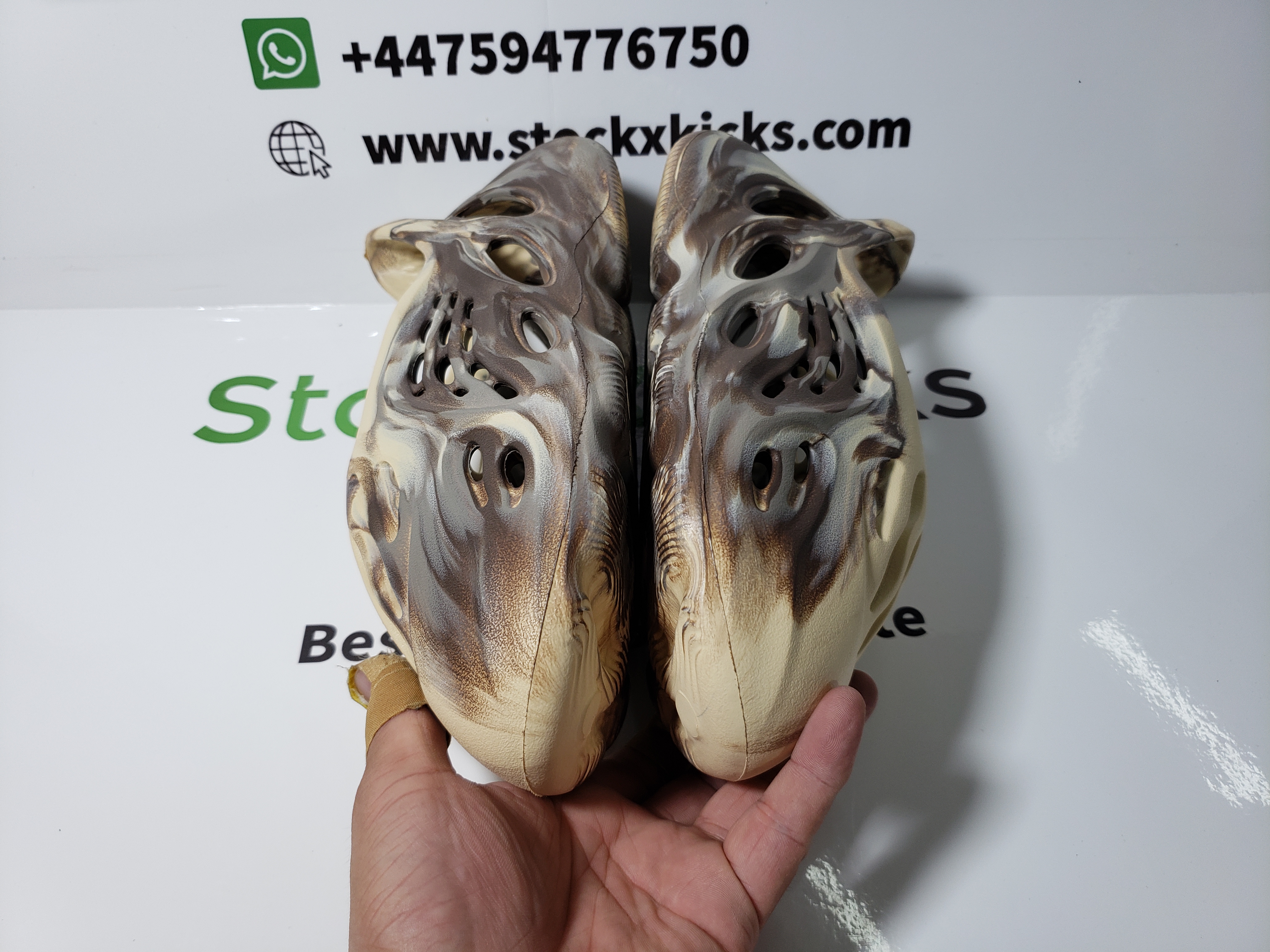 PK God Batch adidas originals Yeezy Foam Runner MX Cream Clay GX8774 review stockxkicks QC 02