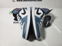 LJR Batch Air Jordan 1 Mid Fearless Facetasm CU2802-100 review stockxkicks 04
