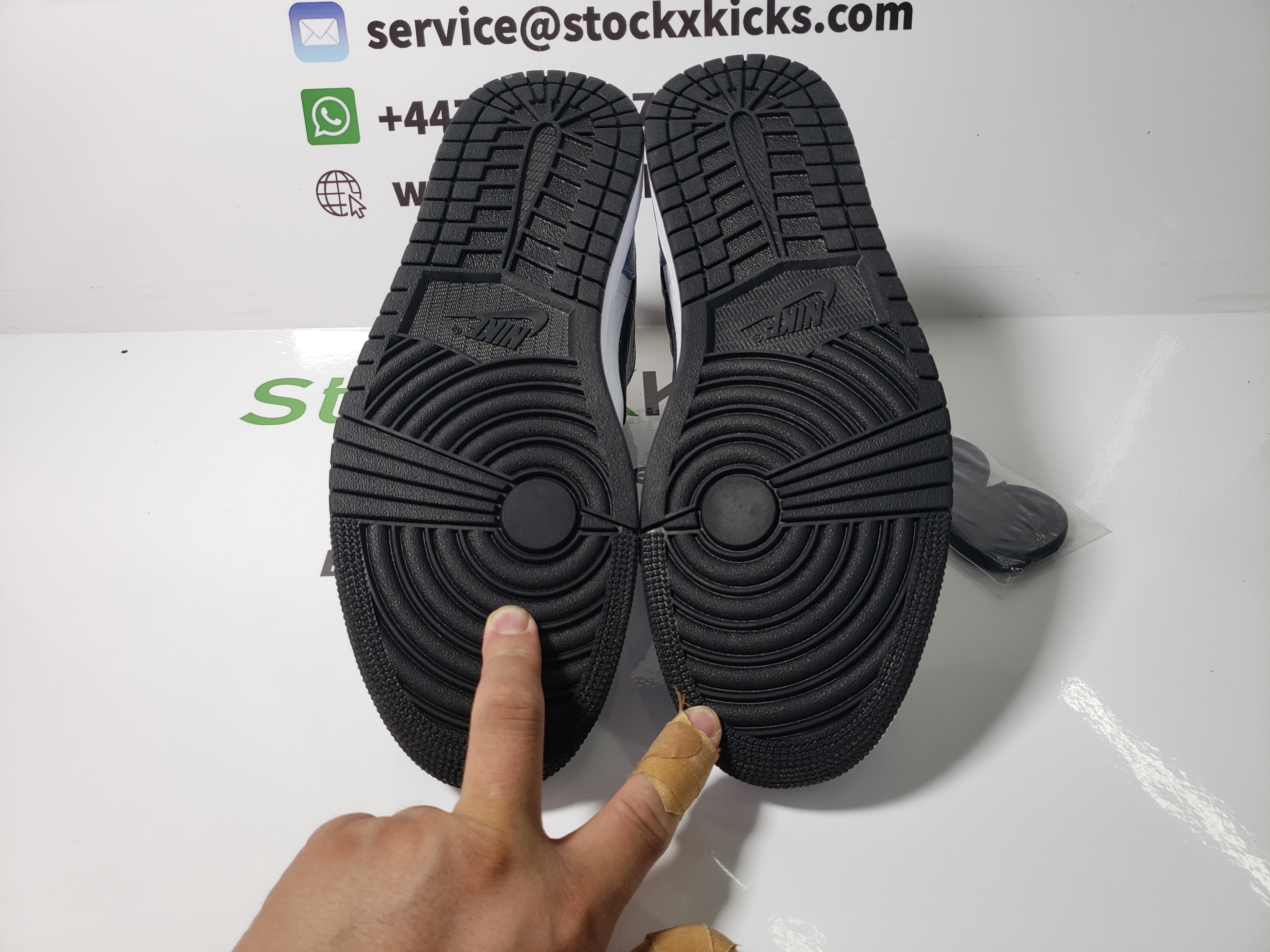 LJR Batch Air Jordan 1 Mid Fearless Facetasm CU2802-100 review stockxkicks 04