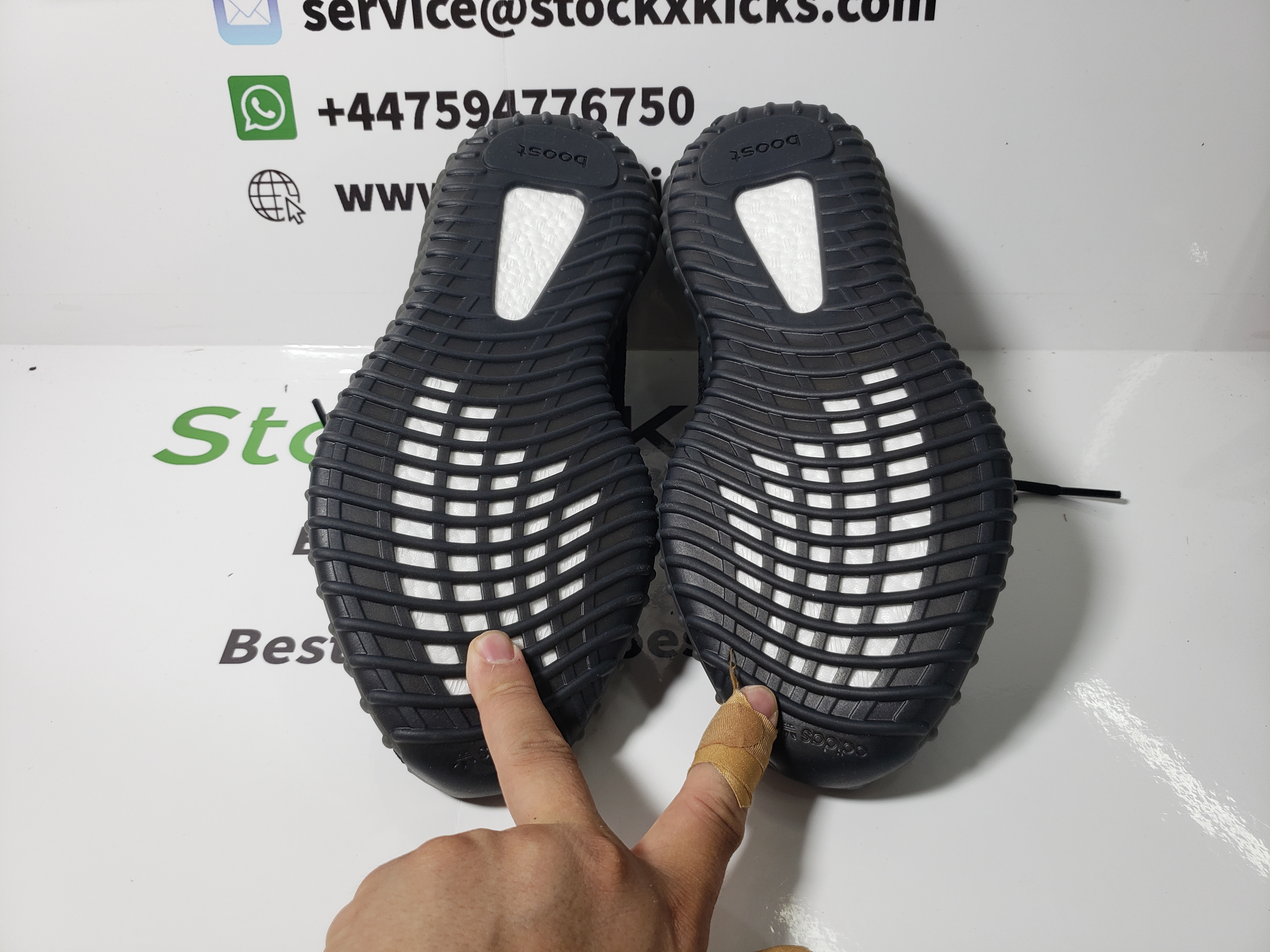 LJR Batch adidas Yeezy Boost 350 V2 Dazzling Blue GY7164 review stockxkicks 04