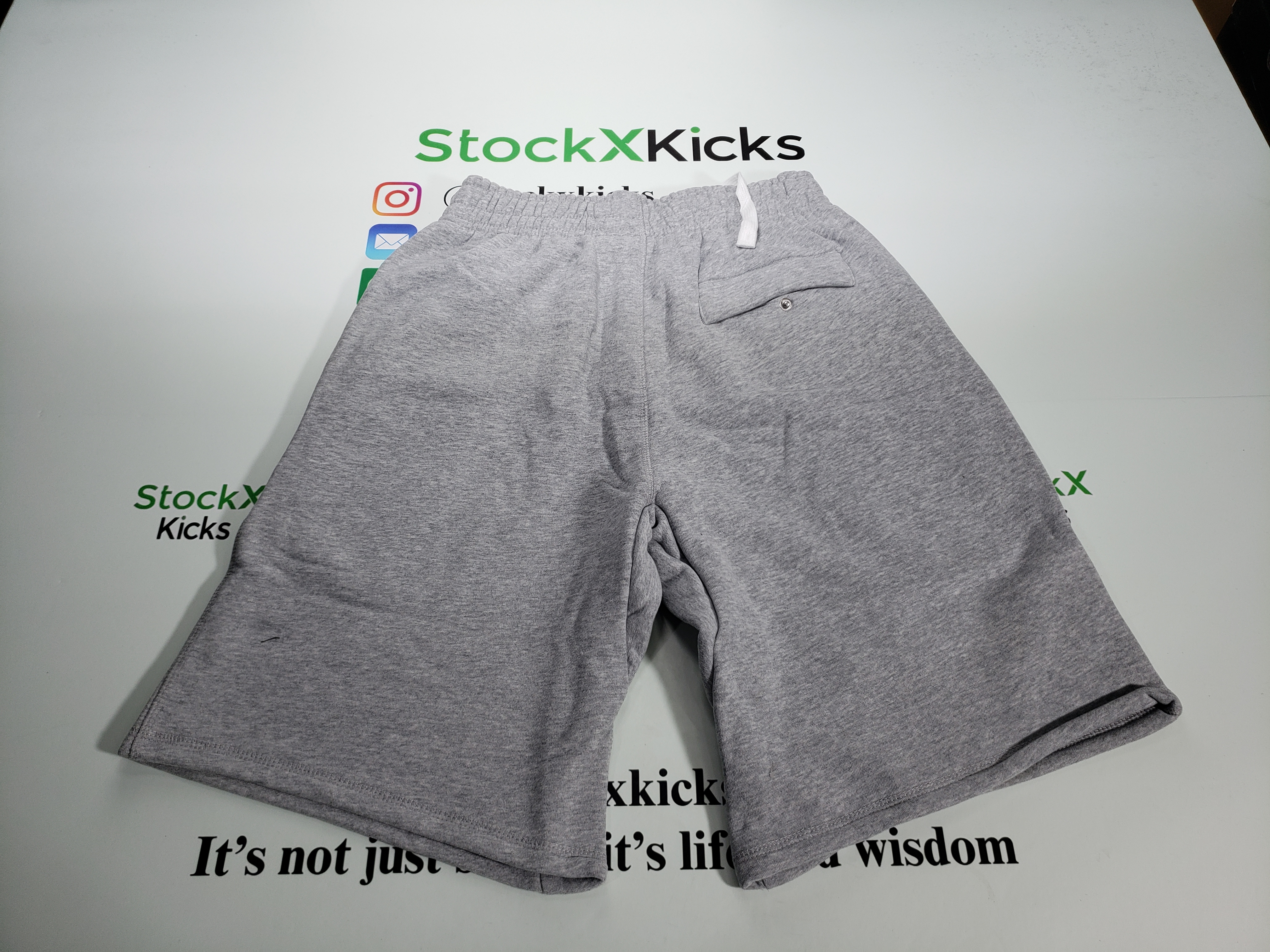 Corteiz OG Alcatraz Shorts Heather Grey review stockxkicks 01
