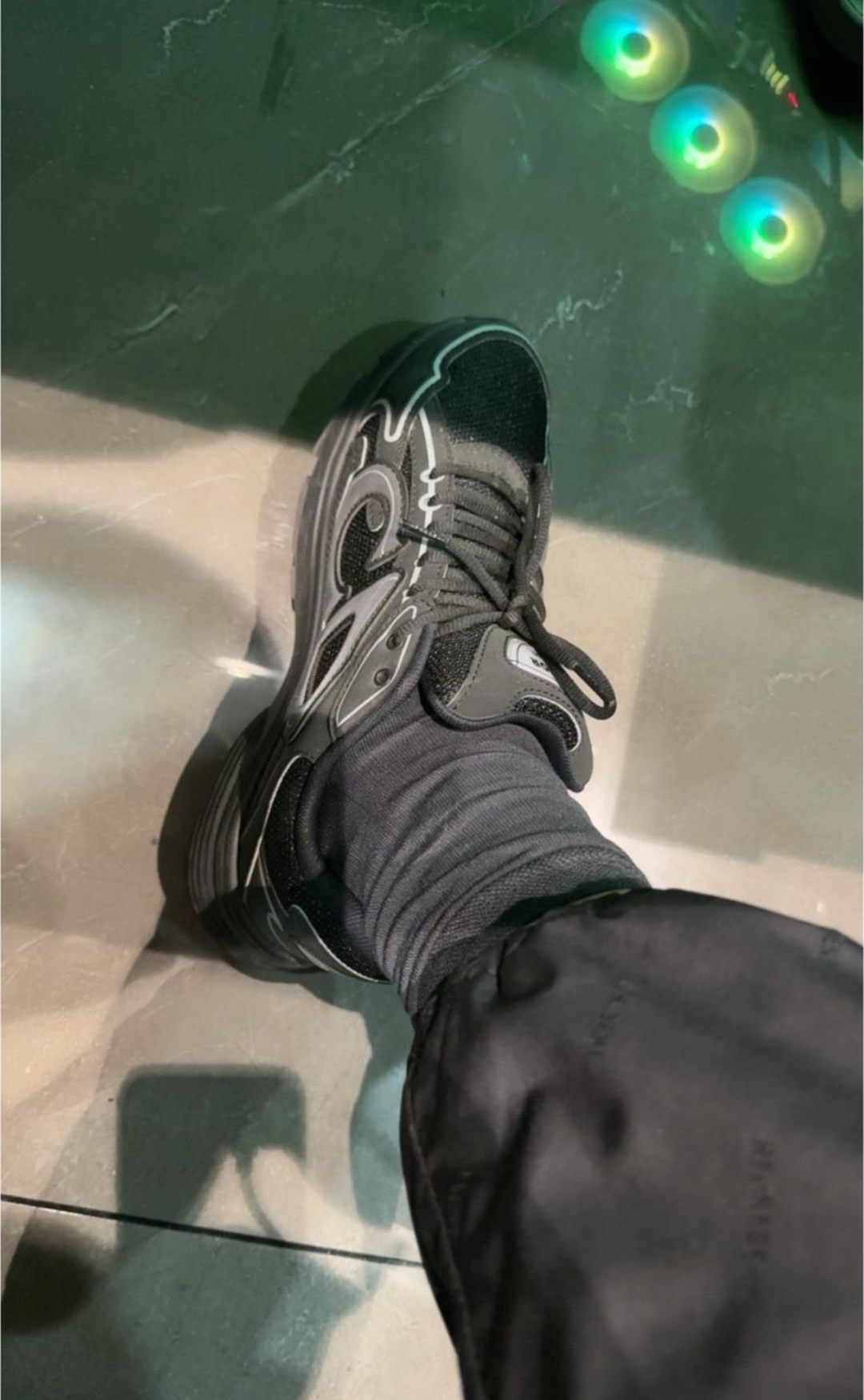 【Top PK Version】Dior B30 New Reflective 3SN27ZIR-16536 review Zion