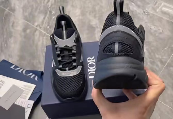 Dior B22 Black Silver 3SN231ZNG_H969 review Emily Martin 02