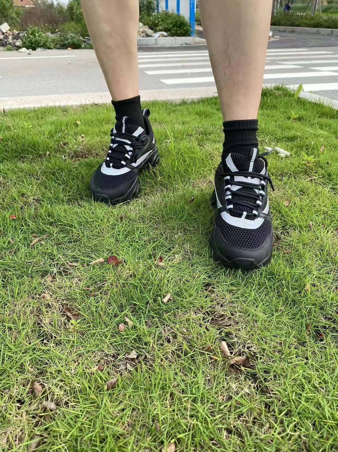 Dior B22 Black Silver 3SN231ZNG_H969 review Rana Napier 03