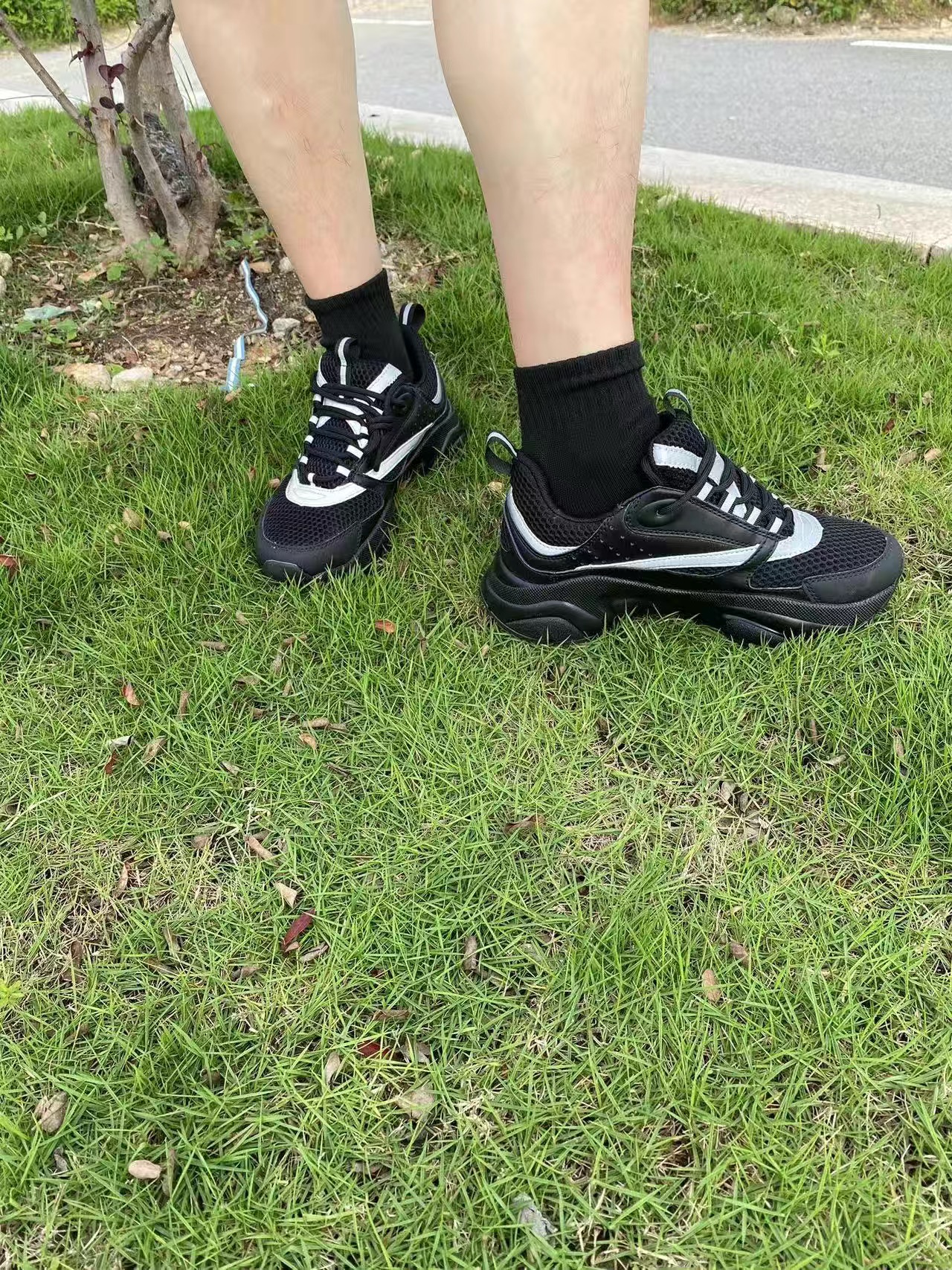 Dior B22 Black Silver 3SN231ZNG_H969 review Rana Napier 02