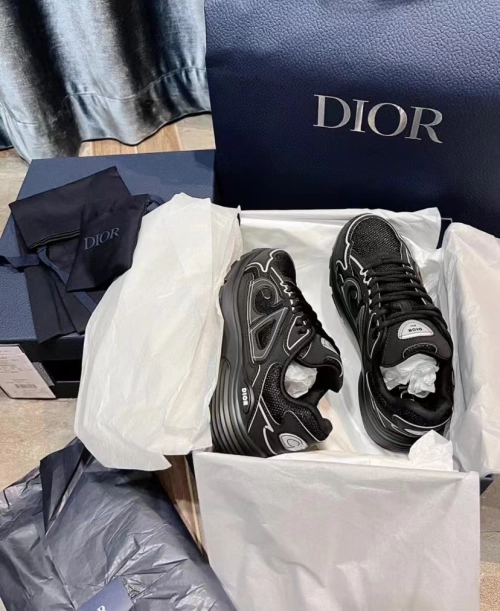 Dior B30 Triple Black 3SN279ZND-H90 review 