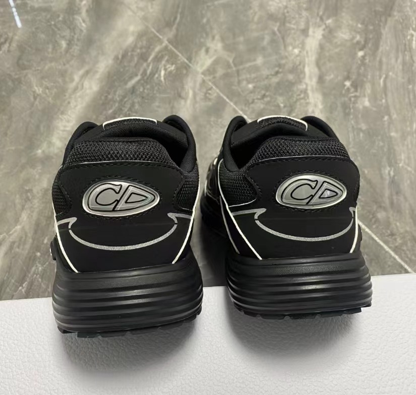 Dior B30 Triple Black 3SN279ZND-H90 review Lena Bolcic 03