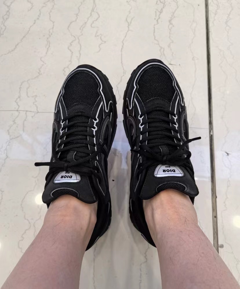 Dior B30 Triple Black 3SN279ZND-H90 review Sierra Smylie 01