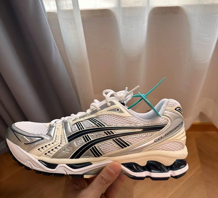 ASICS Gel-Kayano 14 White Midnight 1202A056-109 review Alex Dover