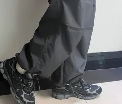 ASICS Gel-NYC Graphite Grey Black 1201A789 review Mirna Calderon