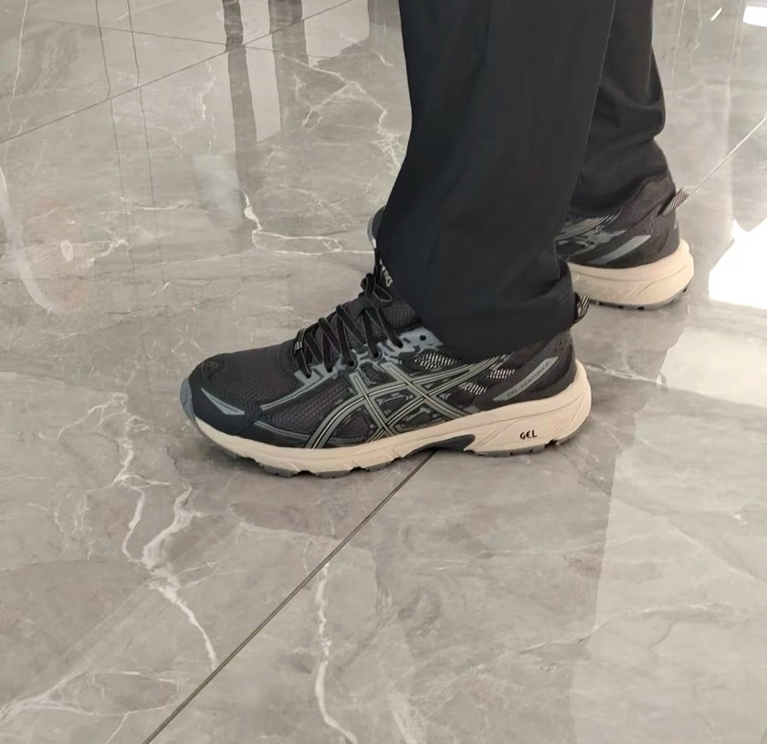 ASICS Gel-Venture 6 Trail Running Shoes Black Ash 1012B359-003 review Andrew Cochrane