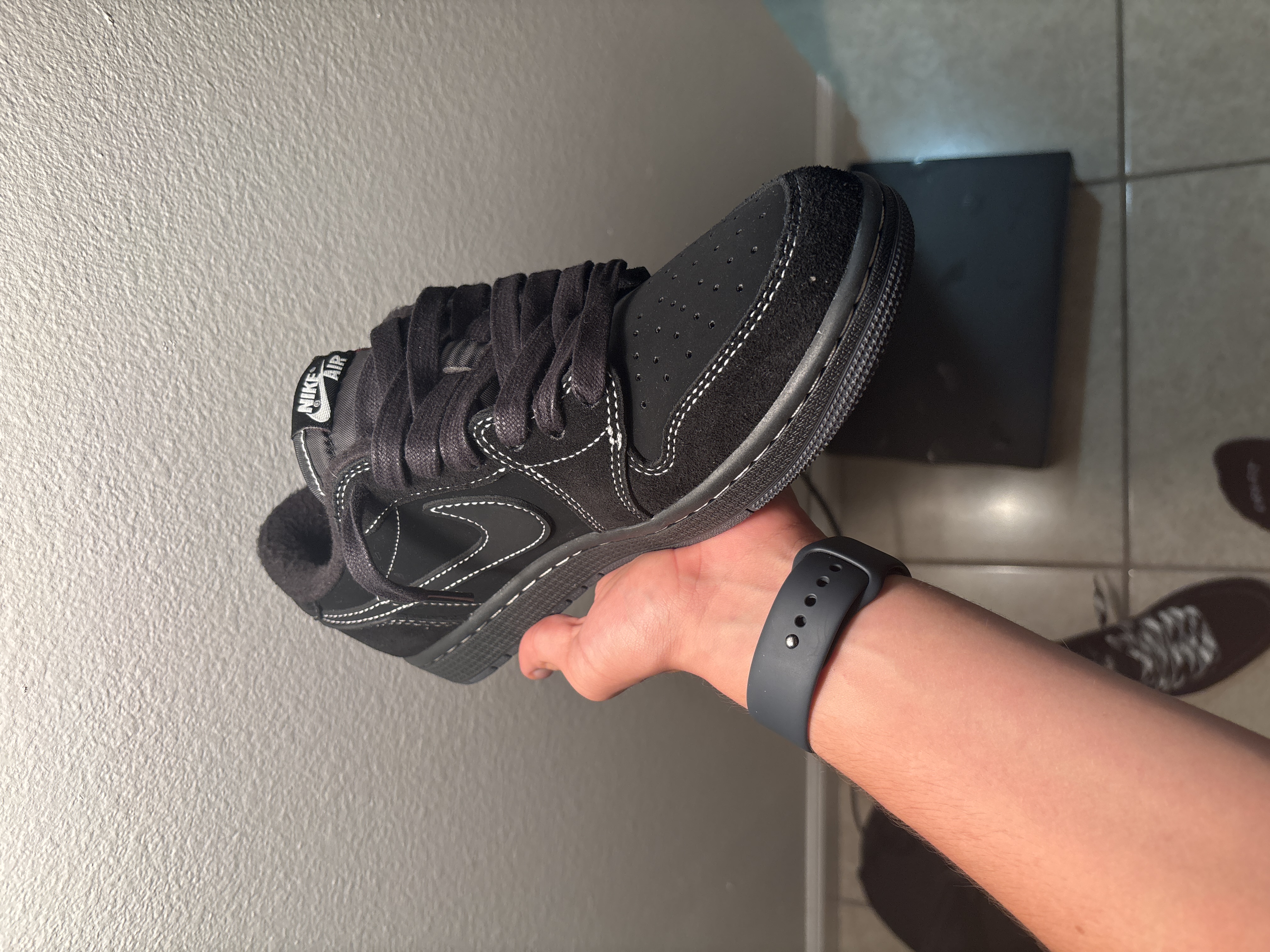 【$59 High Cost Effective】Air Jordan 1 Retro Low OG SP Travis Scott Black Phantom DM7866-001 review Yoel Hernandez 03