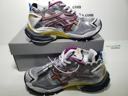 Balenciaga Runner Multicolor 677403W3RB68123 review stockxkicks 02
