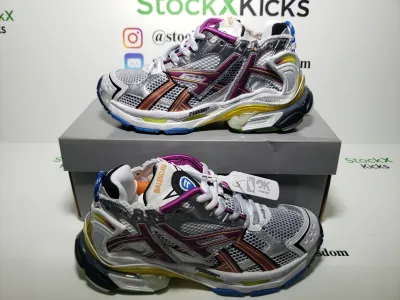 Balenciaga Runner Multicolor 677403W3RB68123 review stockxkicks 02