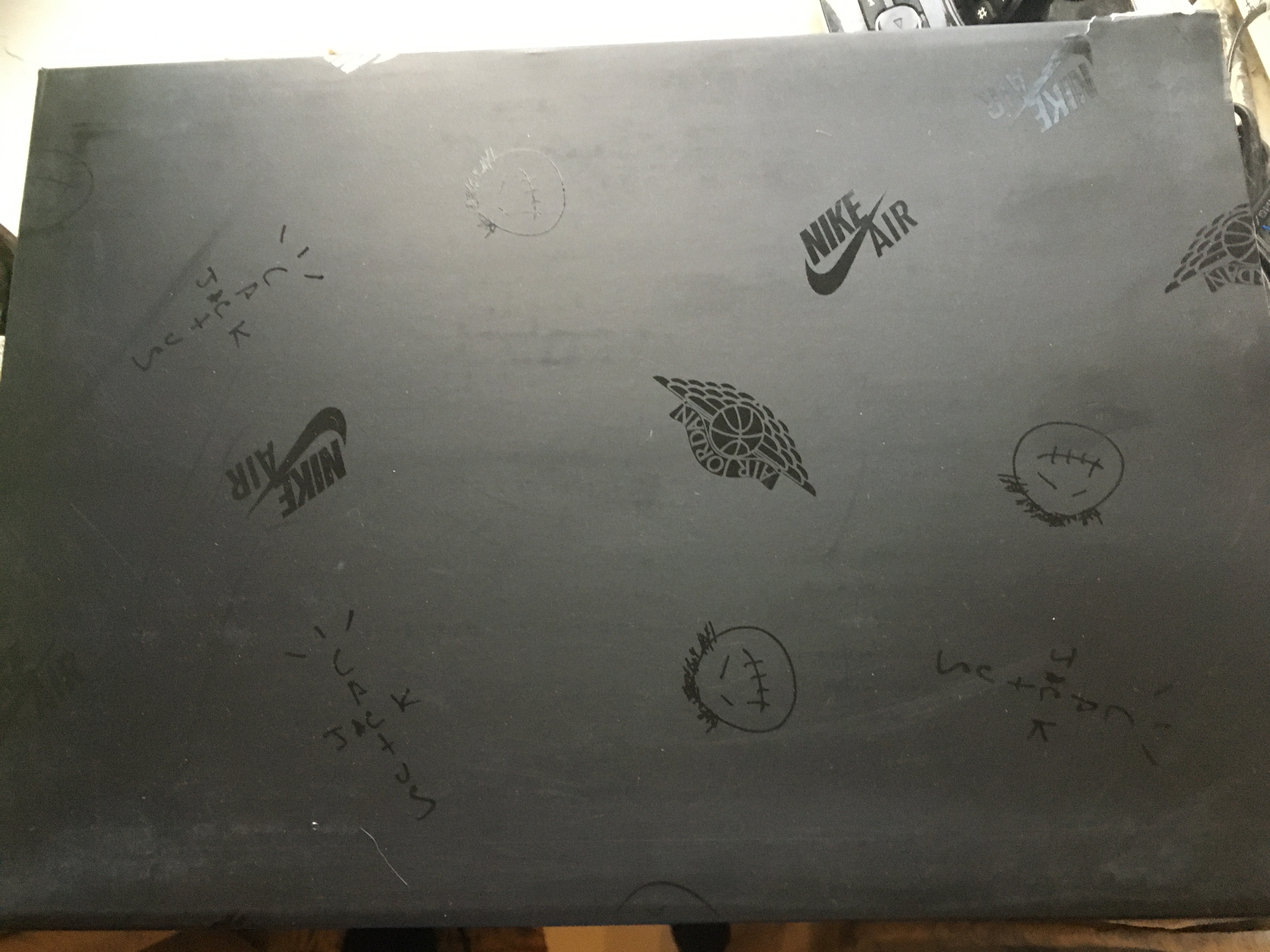 【$59 High Cost Effective】Air Jordan 1 Retro Low OG SP Travis Scott Black Phantom DM7866-001 review Charlie Johnson 03