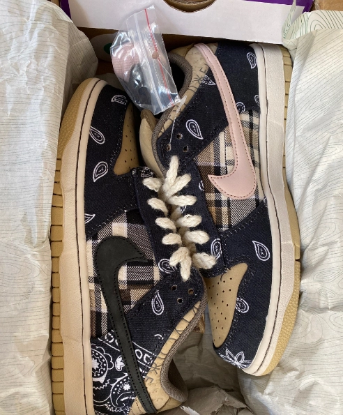 PK God Batch Nike SB Dunk Low Travis Scott CT5053-001 review 