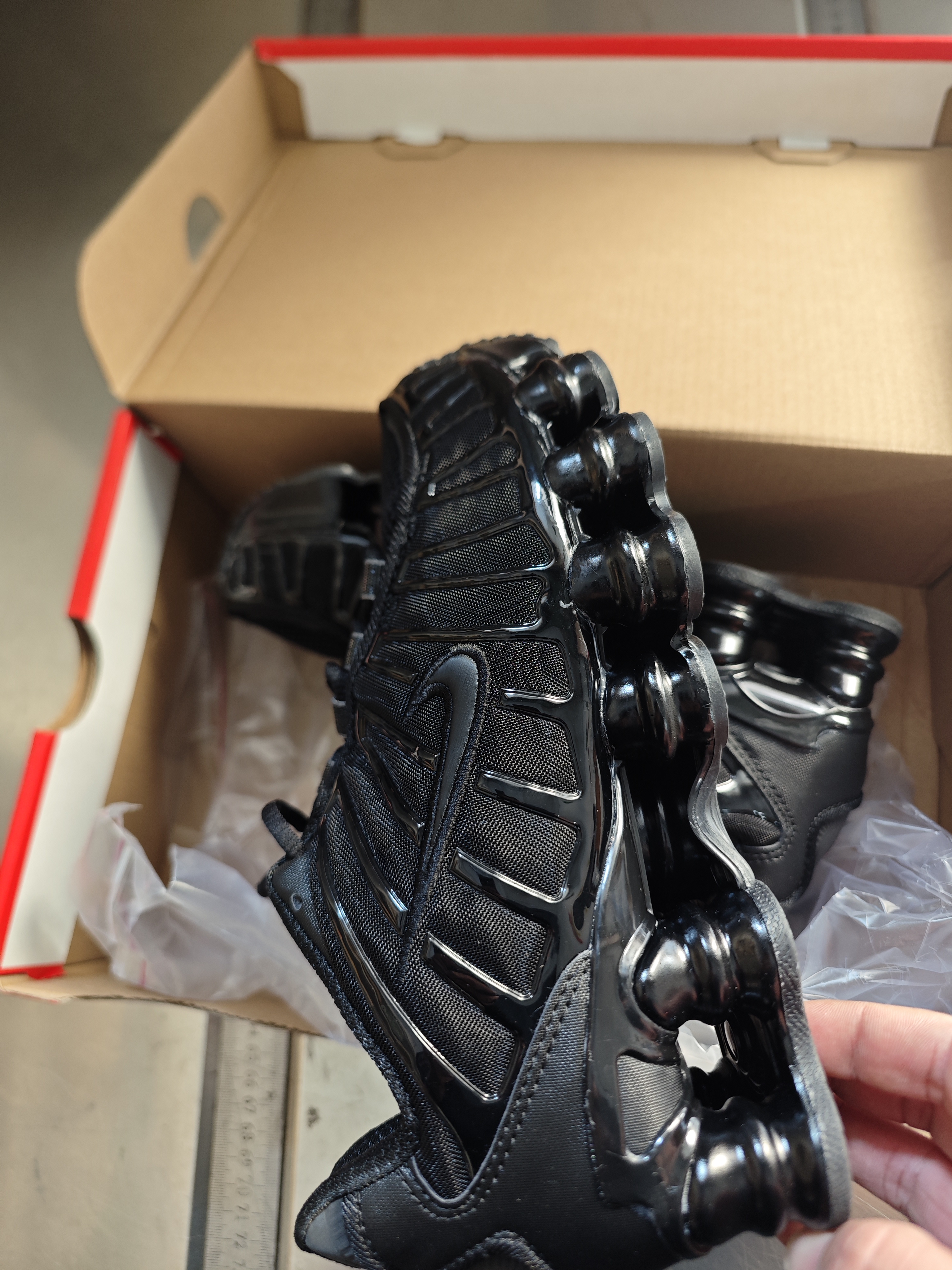 Nike Shox TL Black AR3566-002  review Michael Thompson 02