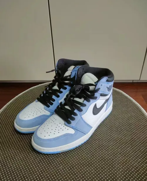 PK God Batch Air Jordan 1 Retro High White University Blue Black 555088-134 review 