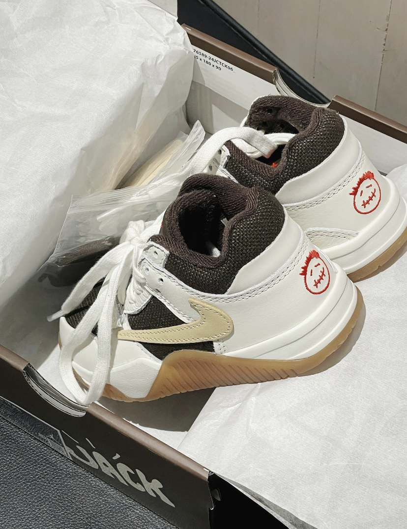 PK God Batch Jordan Jumpman Jack TR Travis Scott Sail  FZ8117-100 review Laurentiu Jolta