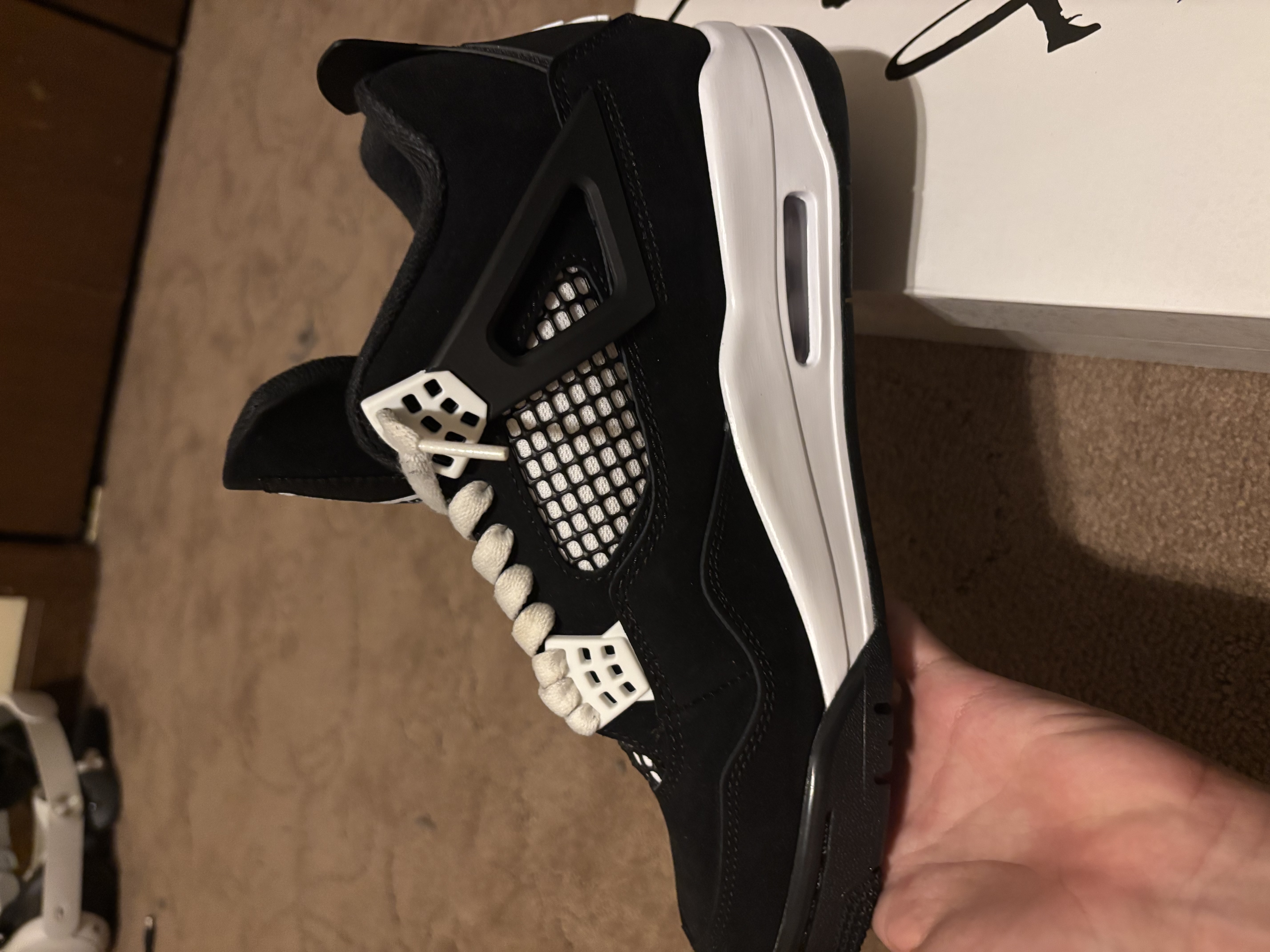 【Top PK Version】PK God Batch Nike Air Jordan 4 Retro White Thunder FQ8138-001 review Matthew Amezcua 01