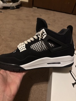 PK God Batch Nike Air Jordan 4 Retro White Thunder FQ8138-001 review Matthew Amezcua 02