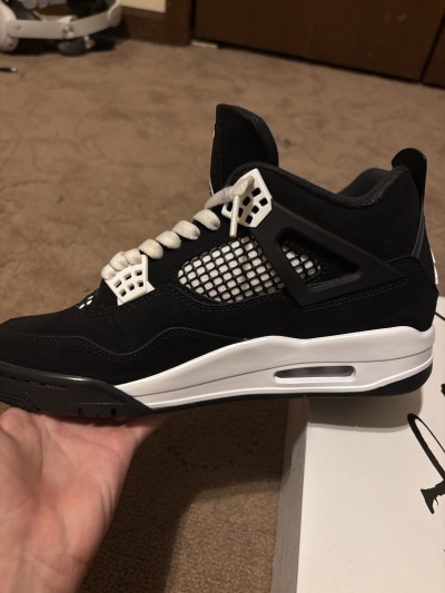 PK God Batch Nike Air Jordan 4 Retro White Thunder FQ8138-001 review Matthew Amezcua 01