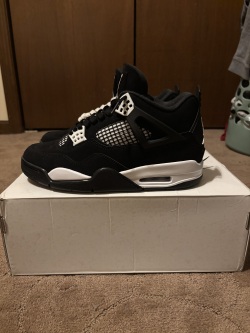 PK God Batch Nike Air Jordan 4 Retro White Thunder FQ8138-001 review Matthew Amezcua 04
