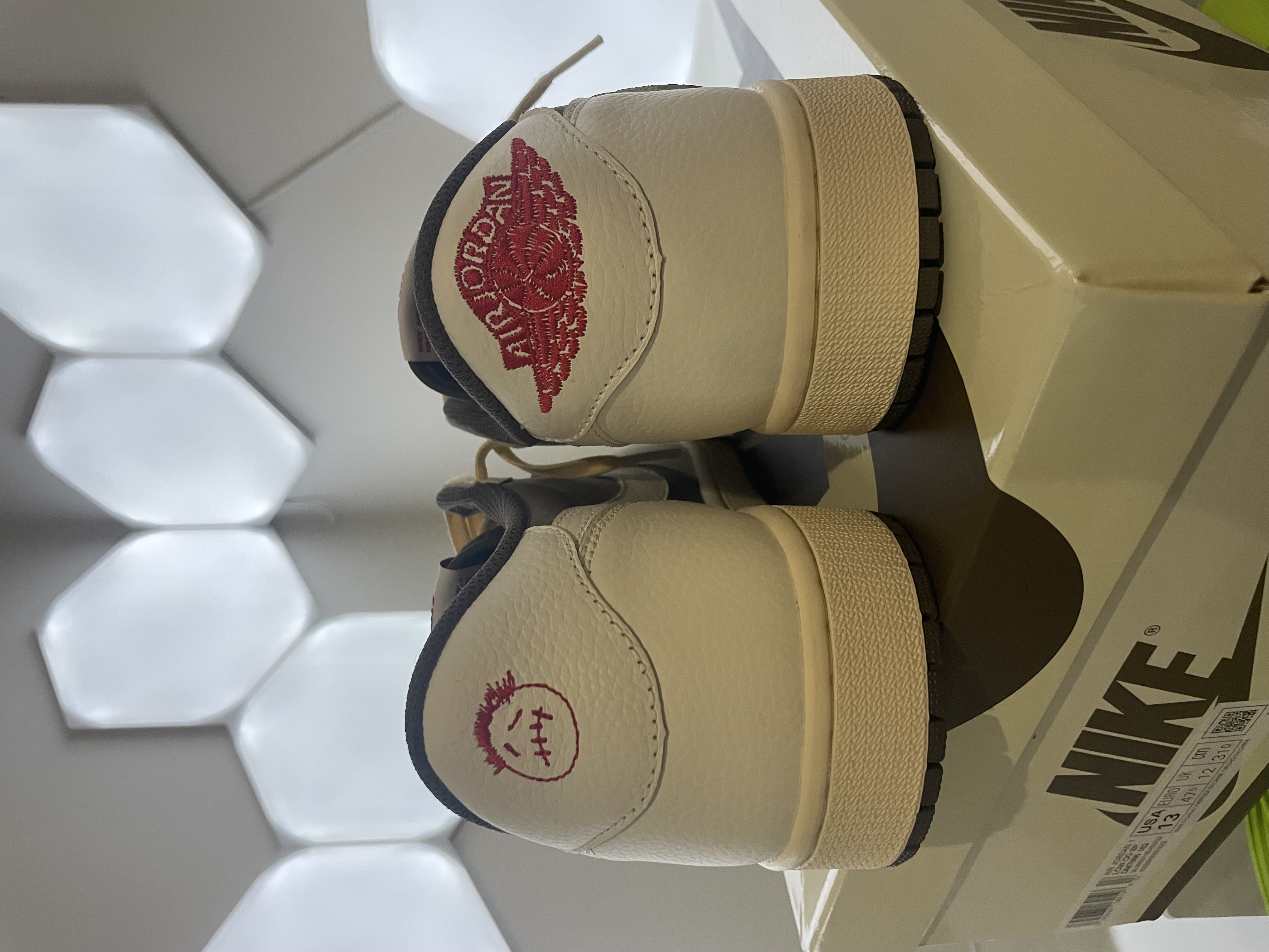 H12 Batch Air Jordan 1 Retro Low OG SP Travis Scott Reverse Mocha DM7866-162  review Quality is amazing 02