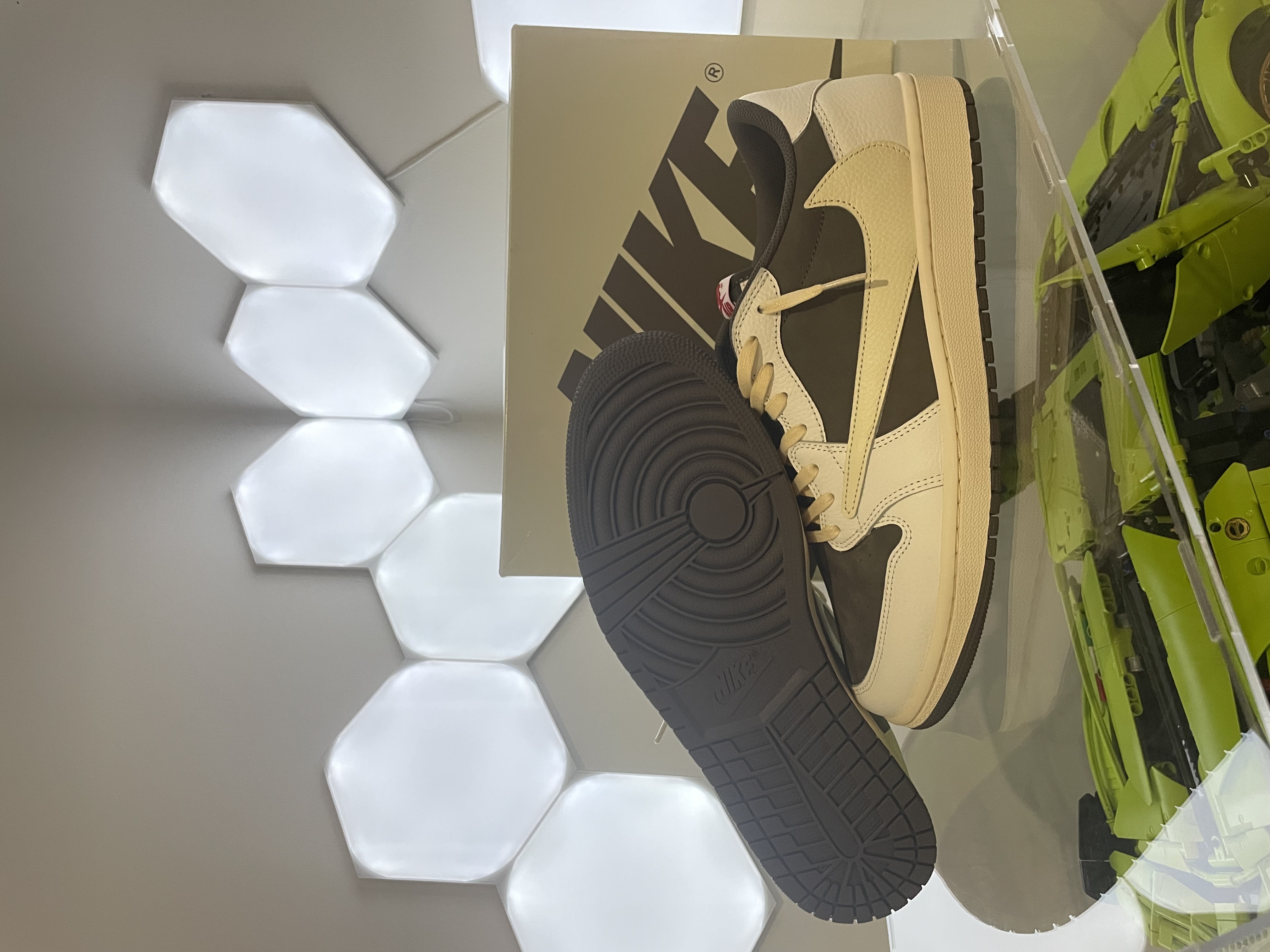 H12 Batch Air Jordan 1 Retro Low OG SP Travis Scott Reverse Mocha DM7866-162  review Quality is amazing 03