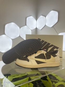 H12 Batch Air Jordan 1 Retro Low OG SP Travis Scott Reverse Mocha DM7866-162  review Quality is amazing 04