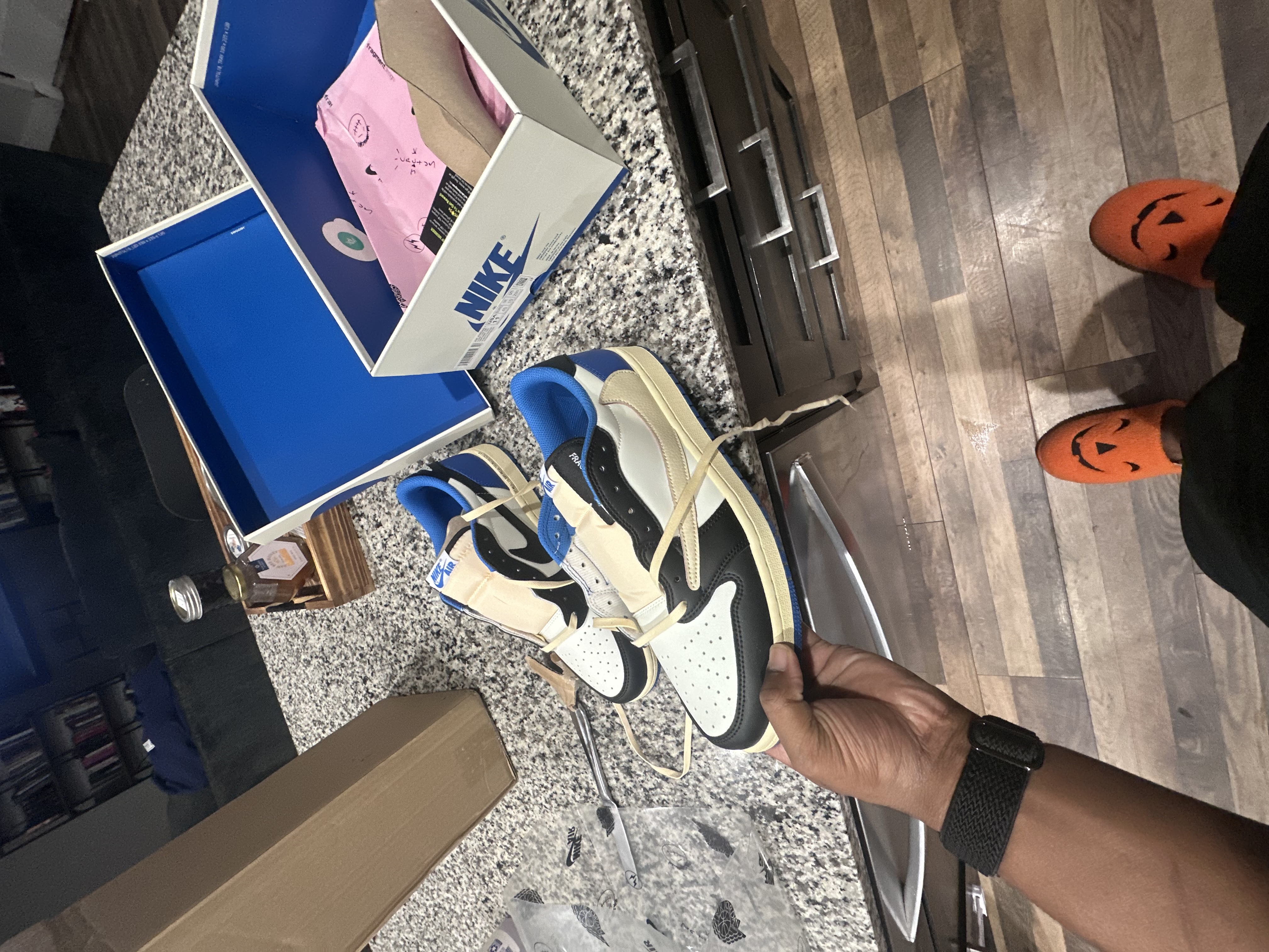 【$59 High Cost Effective】Air Jordan 1 Retro Low OG SP Fragment x Travis Scott DM7866-140 review Phantom 00